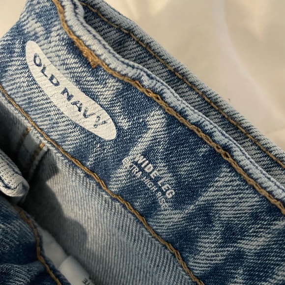 Old Navy Size 4P Wide-leg Jeans - Picture 3 of 3